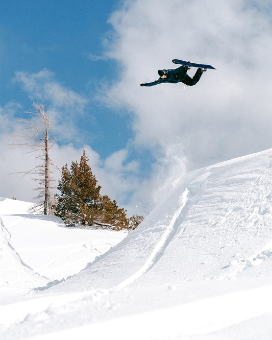 United Shapes Object Snowboard