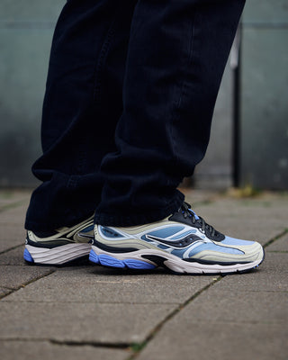 saucony-progrid-omni-9-blue-fade-s70933-snekars