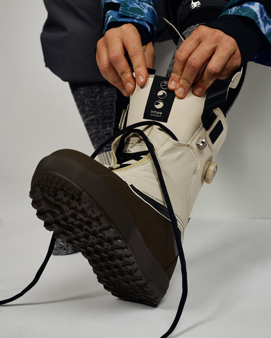 Vans Infuse SnowSurf Oatmeal/Brown Snowboard Boots