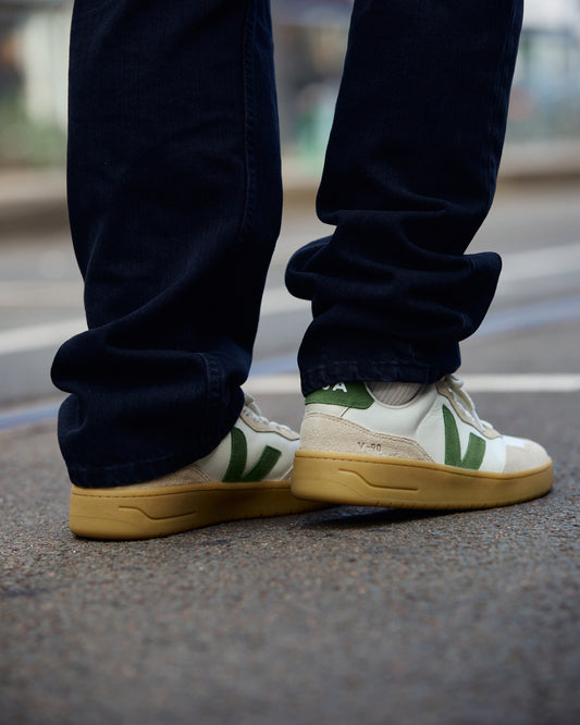 Veja-V-90-O.T.-Leather-Pure-Kiwi-Almond-Natural-034