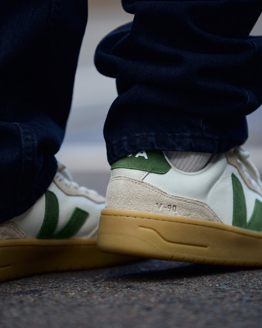 Veja-V-90-O.T.-Leather-Pure-Kiwi-Almond-Natural-1