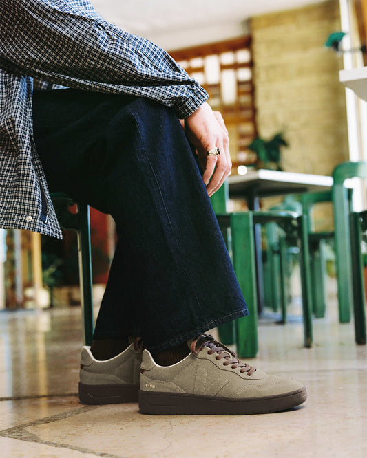 Veja V-90 Suede Taupe / Eagle