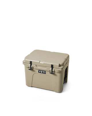 Yeti Tundra 35 Tan cooler side