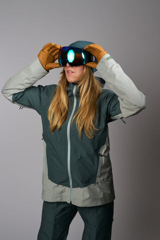 Patagonia W's Storm Shift Jacket Nouveau Green