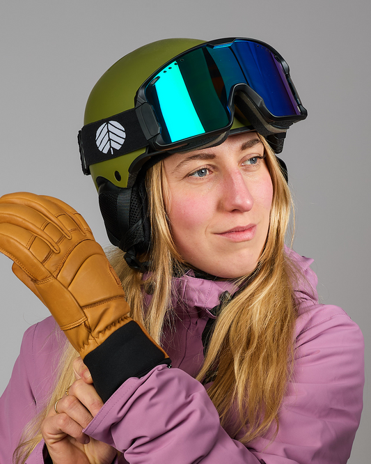 Behind The Pines Helios Matte Black White / Aurora Green