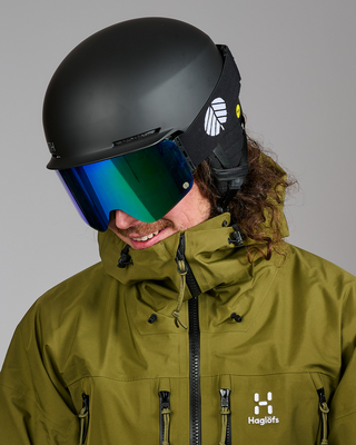 Behind The Pines Nimbus Matte Black White / Aurora Green