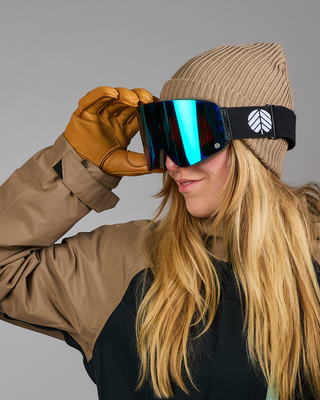 Behind The Pines Nimbus Matte Black White / Glacier Blue