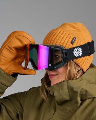 Behind The Pines Nimbus Matte Black White / Vesuvius Red