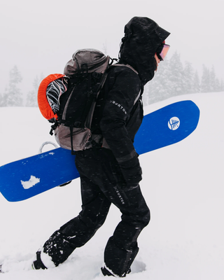 burton ak tusk 3l hi-top snowboard pant Burton Women's Burton AK Tusk GORE-TEX PRO 3L Bib Pants True Black – Behind The Pines