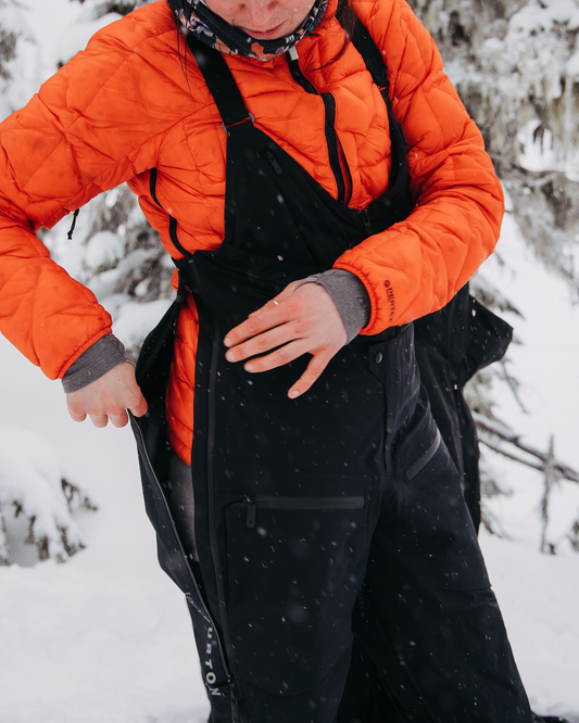 Burton Women's Burton AK Tusk GORE-TEX PRO 3L Bib Pants True Black