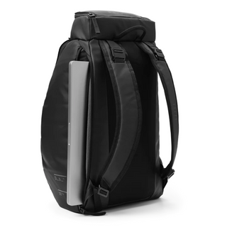 Db Hugger Backpack 30L Black Out
