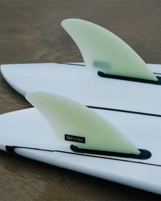 Deflow Keel Twin Fin Full Tab Cream