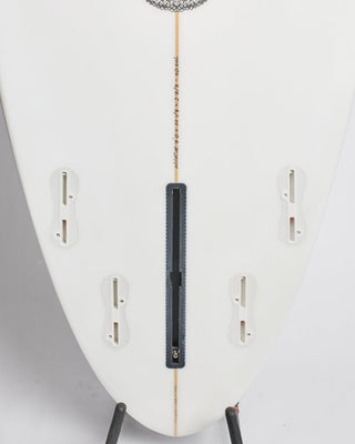 Elemnt Wild Cat FCS2 Single Fin + 4 Surfboard