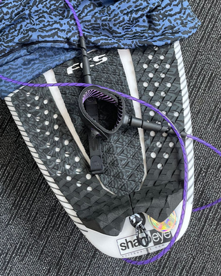 FCS Filipe Toledo Treadlite Traction Black