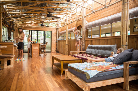 Gestalten Surf Schacks: Volume 2