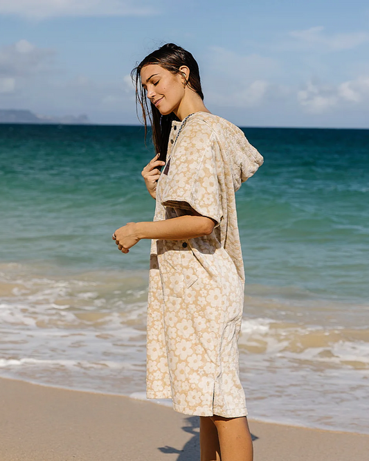 Slowtide Ginny Surf Poncho Sandstone