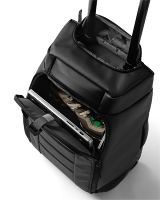 Db Hugger Roller Bag 40L Black - Carry-on Luggage