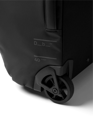 Db Hugger Roller Bag 40L Black - Carry-on Luggage