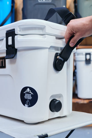 YETI Roadie 15 Cooler White - Compact Cooling Solution