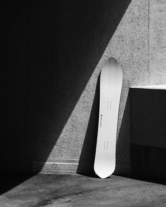 Korua Pin Tonic [Brushed] Snowboard