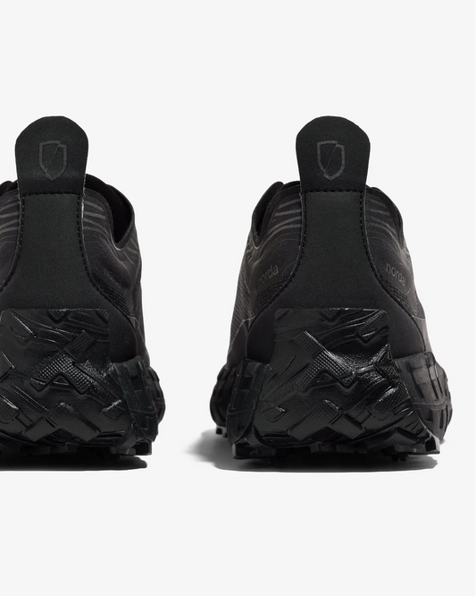 Norda 001 Stealth Black Trail Running Shoes