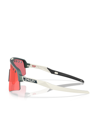 Oakley Sutro LIte Sweep Matte Silver / Blue Colorshift Prizm Trail Torch