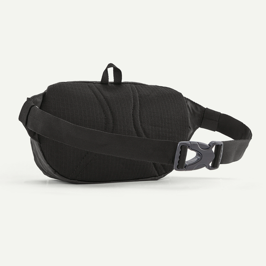 banane patagonia black hole Patagonia Ultra Light Black Hole Mini Hip Pack Black – Behind The Pines