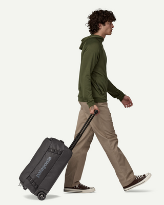 Patagonia Black Hole® Wheeled Duffel 40L Black