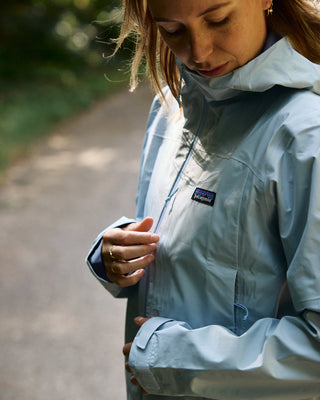 patagonia-ws-boulder-fork-rain-jacket-lifestyle
