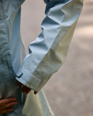 patagonia-ws-boulder-fork-rain-jacket-lifestyle