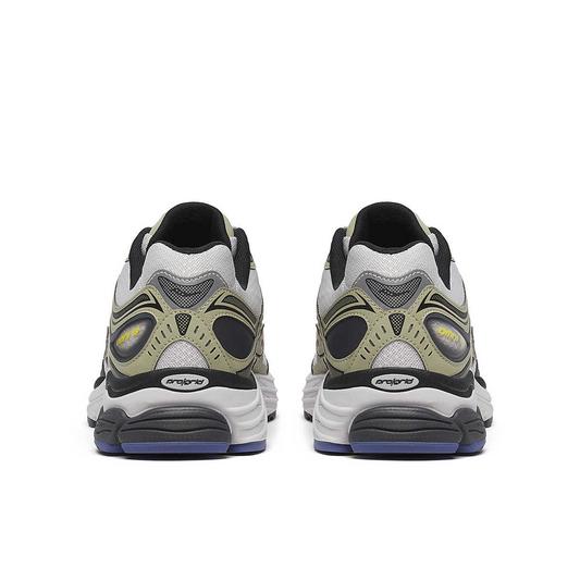 Saucony ProGrid Omni 9 Metallic White Gold