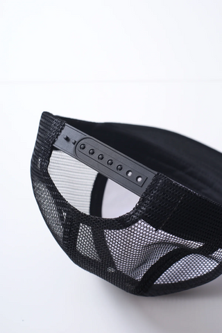 Service Works All You Can Eat Trucker Black / White