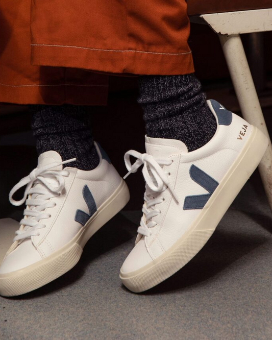 Veja Campo Leather Extra White / California