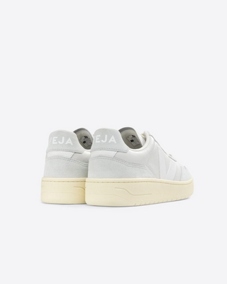 Veja V-90 Leather Gravel White