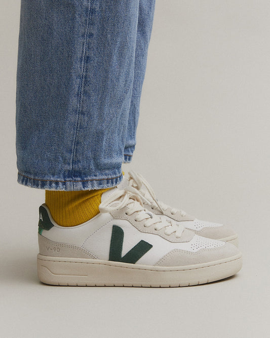 Veja V-90 Leather Extra White Cyprus