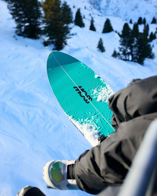 Moss Snowstick U5 Snowboard testing by Matthijs