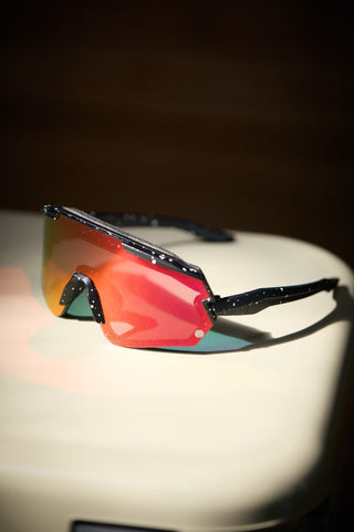 Behind The Pines Raptor 80's Black Red