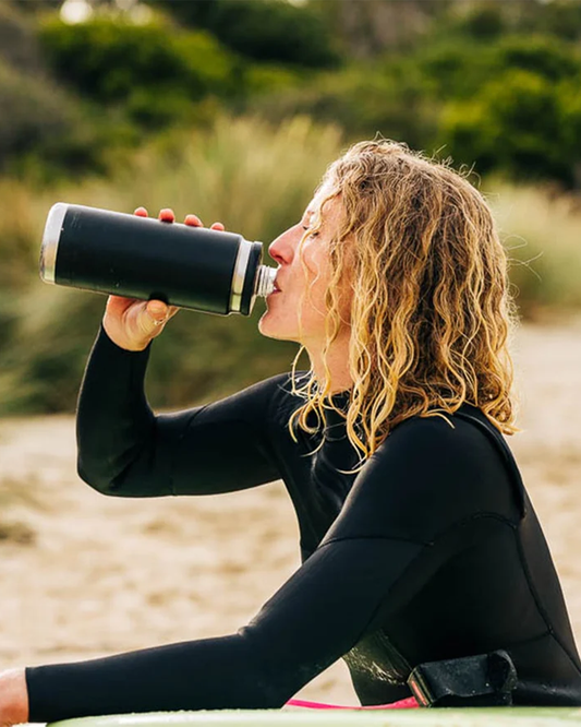 Yeti Rambler 26 Oz Bottle Chug Rescue Red