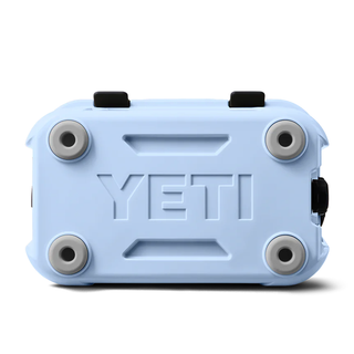 YETI Roadie 15 Cooler Light Blue