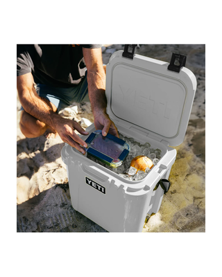 YETI Roadie 24 Cooler Big Sky Blue