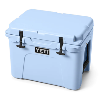 YETI Tundra 35 Cooler Light Blue – Compact Rugged Ice Chest with Permafrost™ Insulation